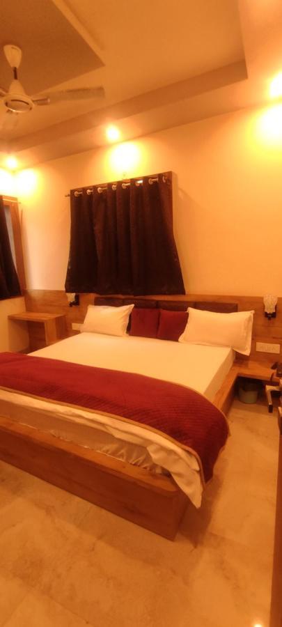 Devi Residency - Near Prem Mandir Bankey Bihari * Vrindavan